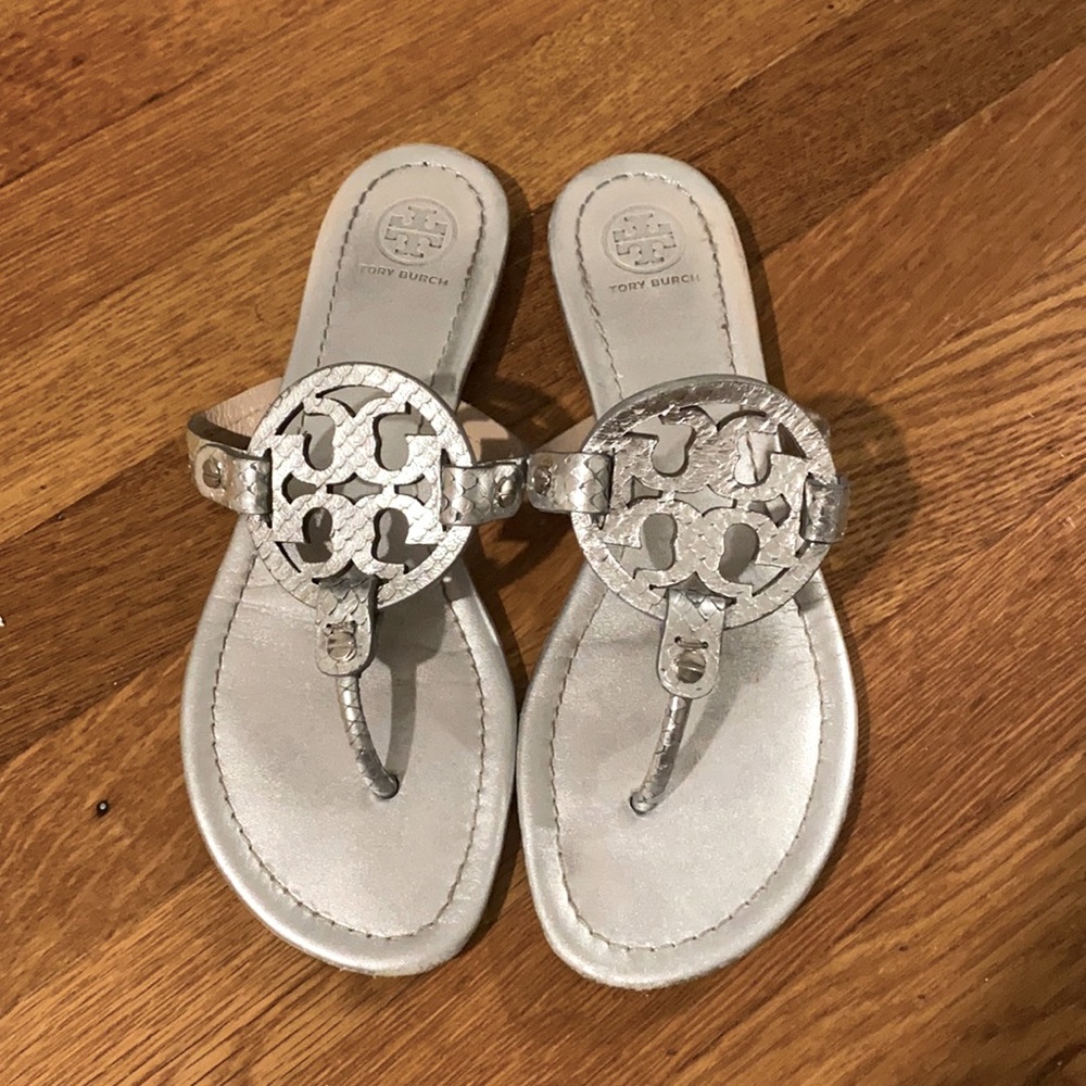 Authentic Tory Burch silver sandals women’s 8.5